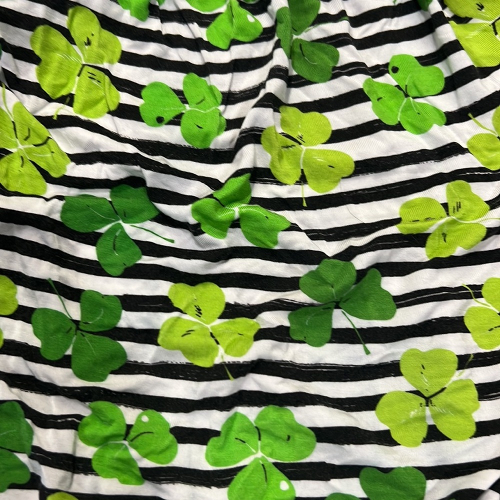 Bums & Roses St. Paddy’s Bell Bottom Set - Picture 4 of 4